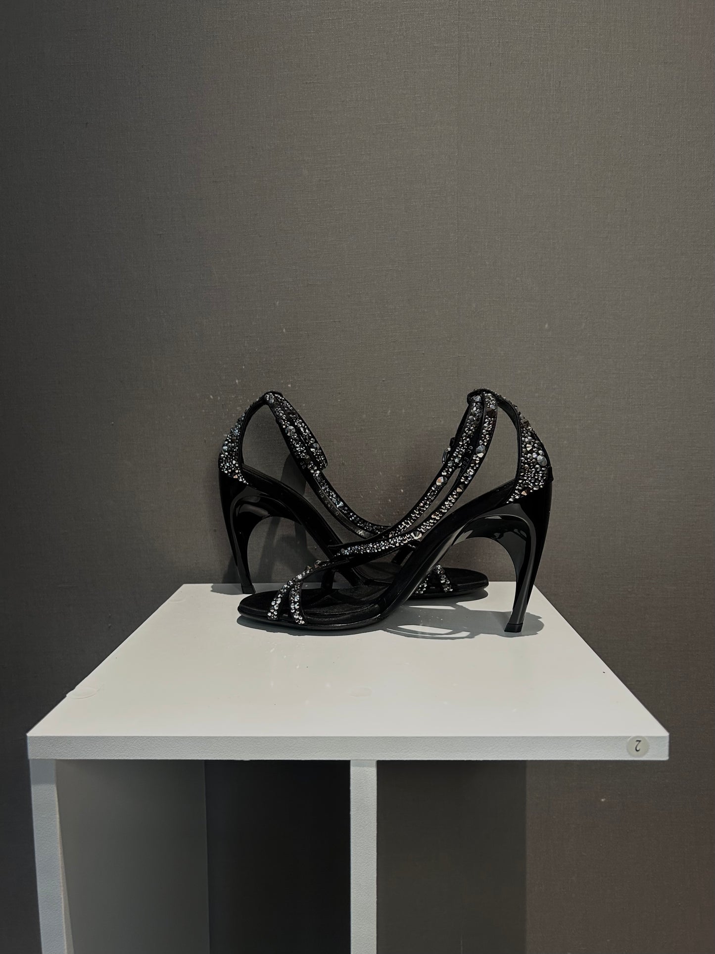 ss2010 ALEXANDER MCQUEEN. "twisted armadillo sandals"