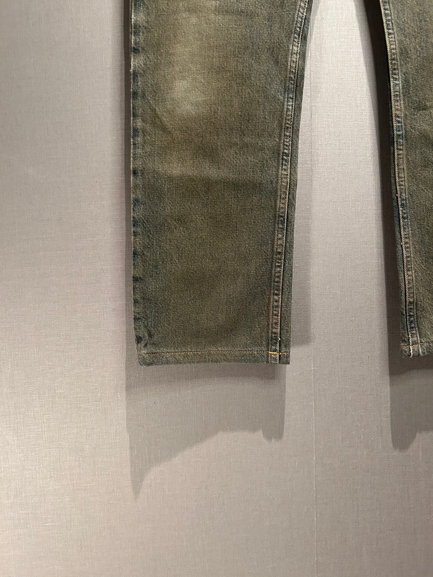 aw1999 HELMUT LANG 'stained' Jeans
