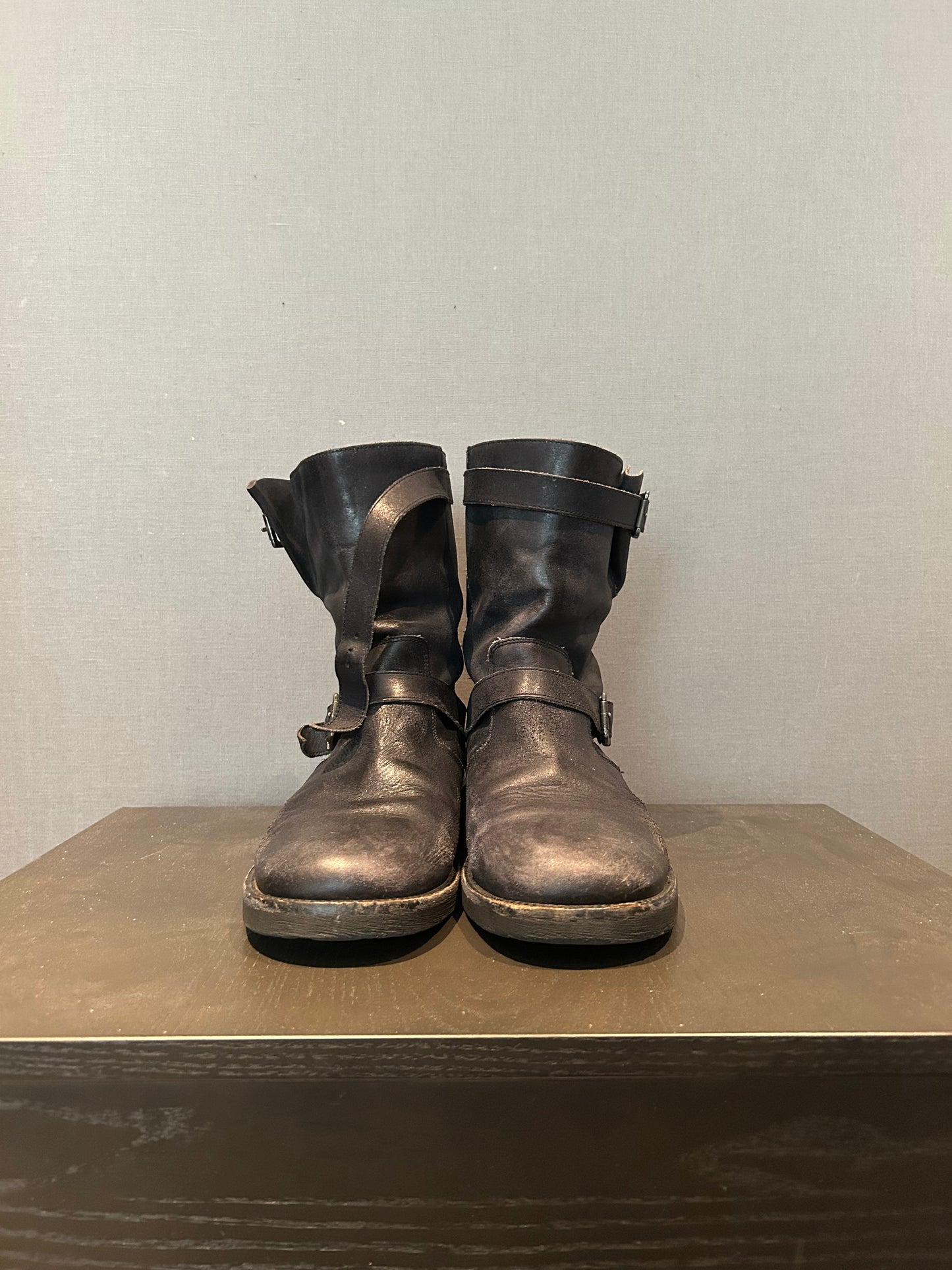 MAISON MARGIELA AW2000 FACTORY DISTRESSED ENGINEER BOOTS